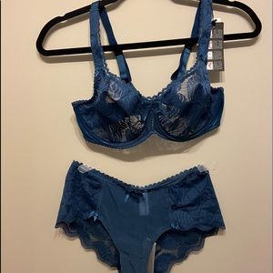Empreinte lace embroidered bra size 34D with matching lace embroidered thong